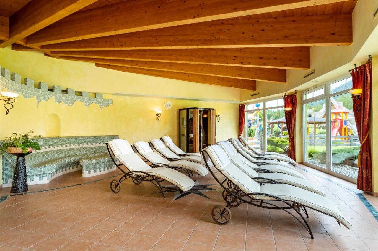 Kinderhotel Laerchenhof Obsteig Exterior photo