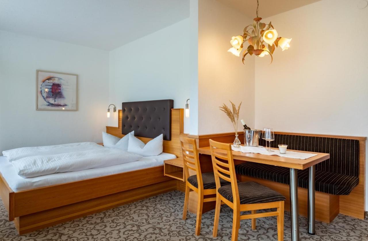 Kinderhotel Laerchenhof Obsteig Exterior photo